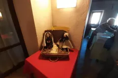 1702851952652